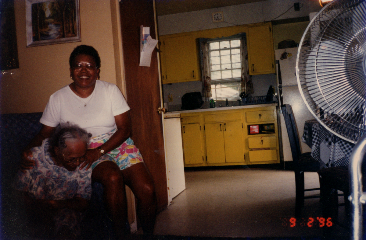 Donor's cousin Shirley & Gladys in Virginia in September 1996. Gladys is 90 years old when this was taken.
