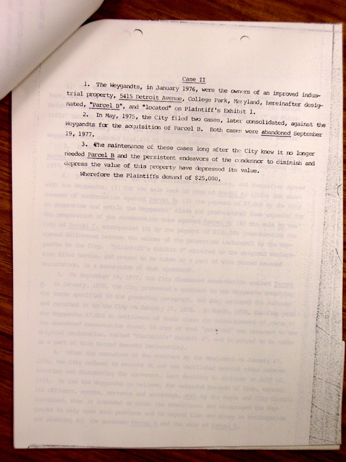 Memorandum from Jack Callahan to Leon Shore, enclosing a letter from Mr. Morris Topf giving the status of the Weygandt suit